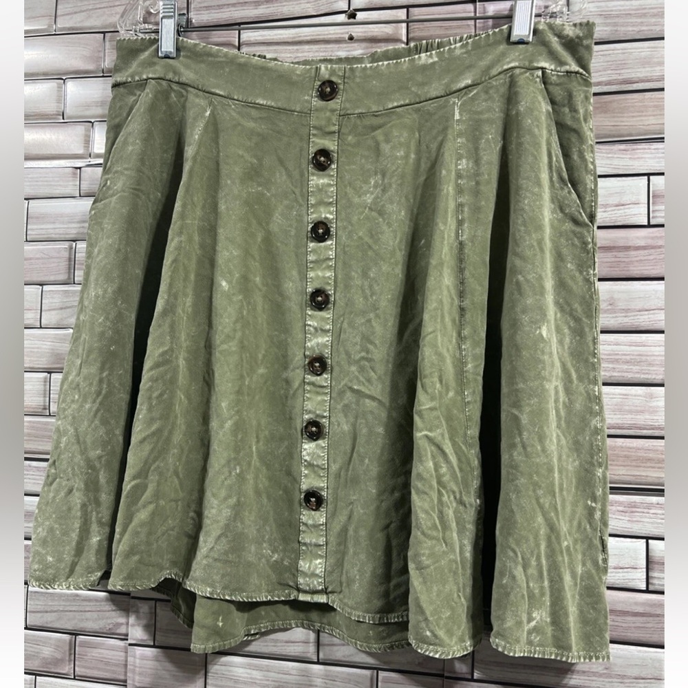 TORRID Olive Green Button-Down Skater Skirt with suspenders pockets Y2K size 0 - Picture 2 of 9